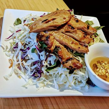 La Sen Vietnamese Grill - Cabbage Chicken Salad - Vietnamese Near Me - Tualatin, Oregon La Sen Vietnamese Grill - Cabbage Chicken Salad - Vietnamese Near Me - Tualatin, Oregon