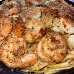 Baja Bachi - Smrimp bowl, nice shrimp They forgot the chicken though.