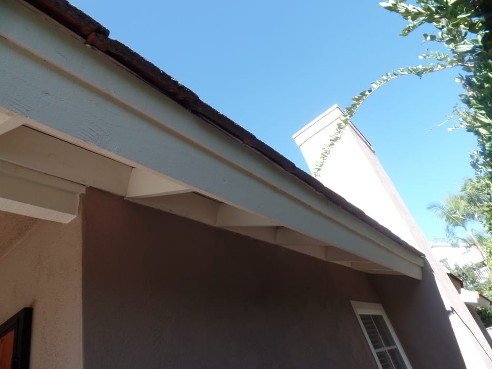 Slide of Golden State Rain Gutters