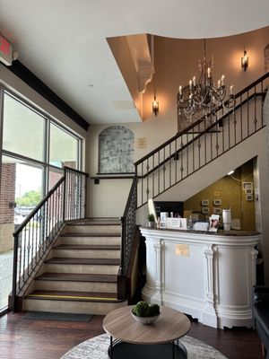 Uptown Salons Woodlands