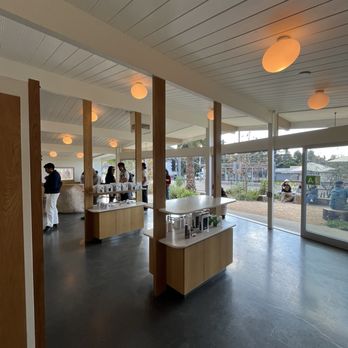 How's It Going To End - Interior - Coffee & Tea Near Me - Glendale, California How's It Going To End - Interior - Coffee & Tea Near Me - Glendale, California