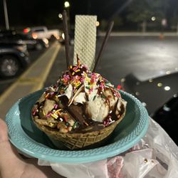 Palacana - Tres Marias with horchata, dulce de leche, and coffee ice cream