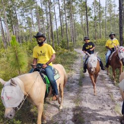 crazy 8 ranch - Had a wonderful ride the other day with this group, even got Toby's, Bunny's, and Cruzin's cute fly masks in the picture :).