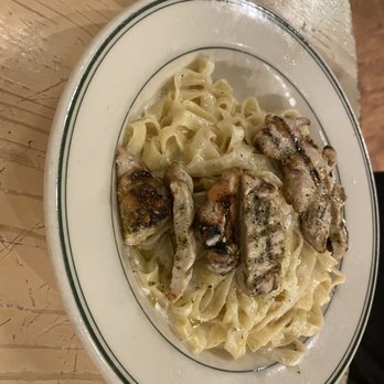 Mandola's Italian Kitchen - Fettuccine Alfredo - Italian Near Me - Cedar Park, Texas Mandola's Italian Kitchen - Fettuccine Alfredo - Italian Near Me - Cedar Park, Texas