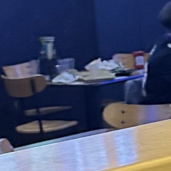 Buffalo Wild Wings - Dirty table - Sports Bars Near Me - Columbia, Maryland Buffalo Wild Wings - Dirty table - Sports Bars Near Me - Columbia, Maryland