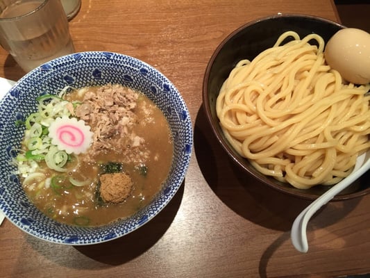 Tokyo Ramen Street by null