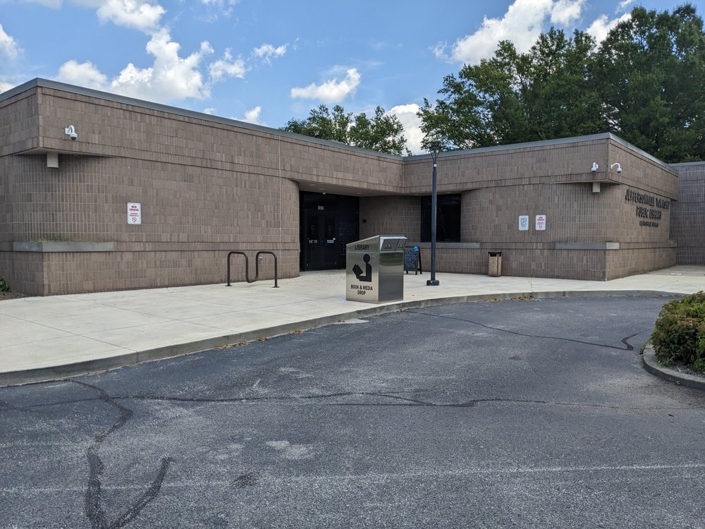 JEFFERSONVILLE TOWNSHIP PUBLIC LIBRARY CLARKSVILLE 1312 Eastern