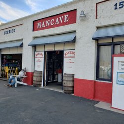 Man Cave Collectibles - Picture of the front area