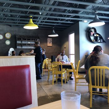 Two Chicks - Dining room - Breakfast & Brunch Near Me - Reno, Nevada