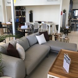 新海怡廣場 - Great shop for outdoor furniture