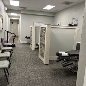 Well Adjusted Chiropractic - Chiropractors Near Me - Arlington, Texas