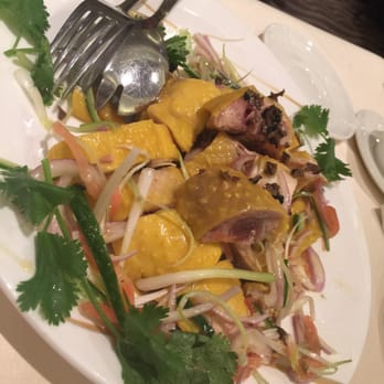Yue Restaurant - Truffle Chicken - Seafood Near Me - Richmond, British Columbia