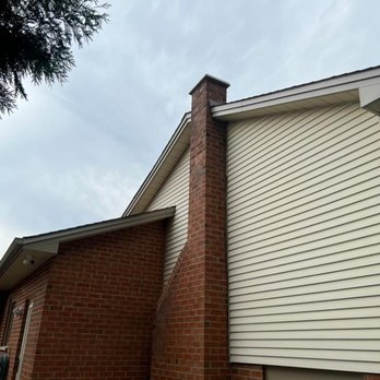 Forest City Eavestrough - Photo - Gutter Services Near Me - London, Ontario Forest City Eavestrough - Photo - Gutter Services Near Me - London, Ontario