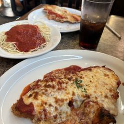 Michelangelo's Pizzeria & Ristorante - Veal Parmesan pasta with a soda