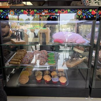 Con Azucar Cafe - Pan dulce - Coffee & Tea Near Me - Santa Maria, California