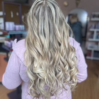 Wilder and Free Beauty - Alyssa is Amazing! Wouldn't go anywhere else. Love my hair and they are the best. - Hair Salons Near Me - Kent, Washington Wilder and Free Beauty - Alyssa is Amazing! Wouldn't go anywhere else. Love my hair and they are the best. - Hair Salons Near Me - Kent, Washington