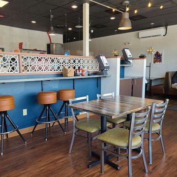 King David’s - King Davids Fayetteville dining area - Mediterranean Near Me - Syracuse, New York