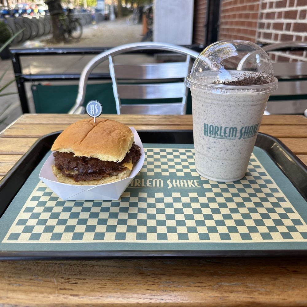 Harlem Shake - Cheeseburger & Milkshake. - American Near Me - Brooklyn, New York