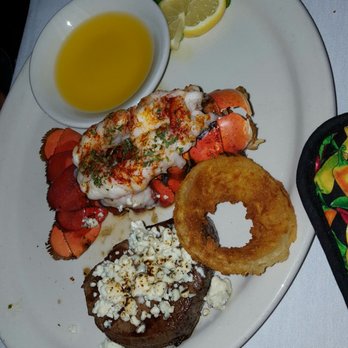 Beef 'N Bottle - Surf and Turf is solid. - Steakhouses Near Me - Charlotte, North Carolina