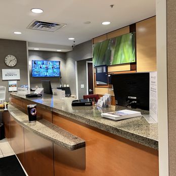 SpringHill Suites by Marriott Omaha East/Council Bluffs, IA - Front desk - Hotels Near Me - Council Bluffs, Iowa SpringHill Suites by Marriott Omaha East/Council Bluffs, IA - Front desk - Hotels Near Me - Council Bluffs, Iowa
