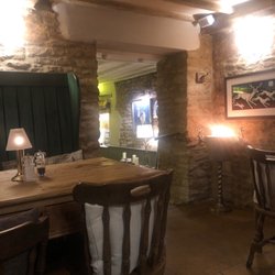 Horse & Groom Inn - Beautiful dining room
