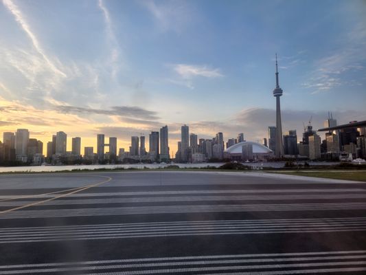Billy Bishop Toronto City Airport by null