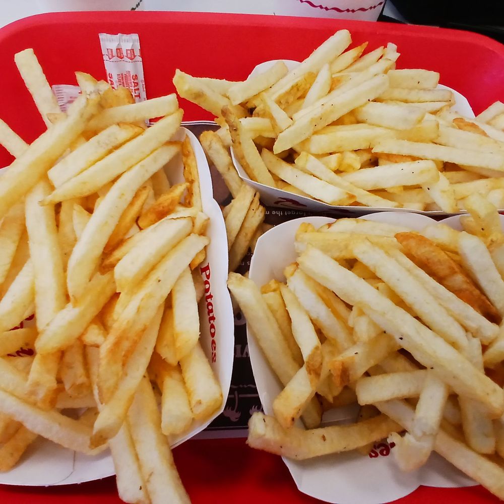 In-N-Out Burger - Fries fried so crispy, loved that we asked the customer we are able to seasoned or add salt if we wanted. - Burgers Near Me - Redlands, California In-N-Out Burger - Fries fried so crispy, loved that we asked the customer we are able to seasoned or add salt if we wanted. - Burgers Near Me - Redlands, California