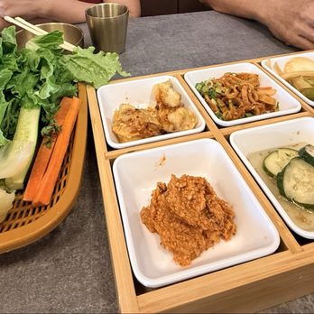 Top Sot - The veggies and sides came out 1st. The bottom left is very delicious. - Korean Near Me - Corona, California Top Sot - The veggies and sides came out 1st. The bottom left is very delicious. - Korean Near Me - Corona, California