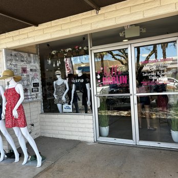 Hello Darlin Boutique - Women's Clothing Near Me - Lake Havasu City, Arizona Hello Darlin Boutique - Women's Clothing Near Me - Lake Havasu City, Arizona