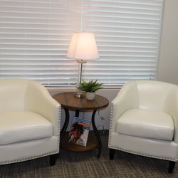 Hope Dental Professionals: Dr. Yamileth Pate - Our reception room