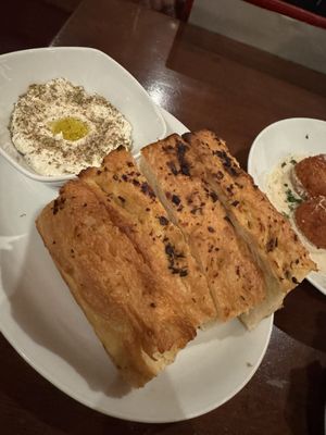 B.B. Italia Bistro & Bar by null