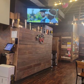 Mad For Chicken - Sunnyside - Chicken Wings Near Me - Sunnyside, New York Mad For Chicken - Sunnyside - Chicken Wings Near Me - Sunnyside, New York