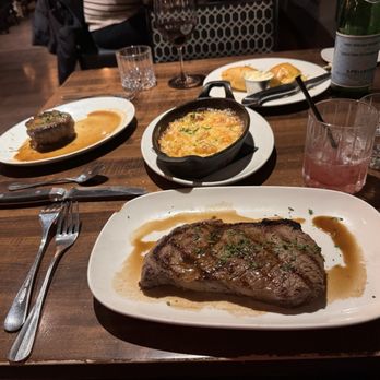 Morton's Grille Niagara Falls - Ribeye and filet mignon - Steakhouses Near Me - Niagara Falls, Ontario