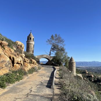 Mount Rubidoux Trail - Hiking Near Me - Riverside, California Mount Rubidoux Trail - Hiking Near Me - Riverside, California