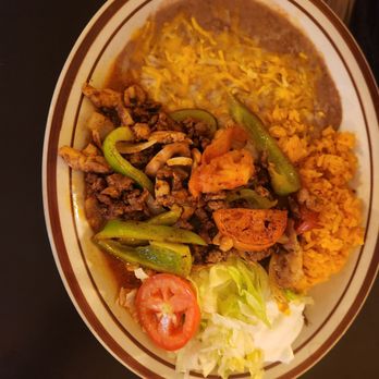 Rubio's Tacos & Grill - Chicken taco salad, a combination cheese and beef enchiladas, combination beef/ chicken fajitas - Mexican Near Me - Carmichael, California Rubio's Tacos & Grill - Chicken taco salad, a combination cheese and beef enchiladas, combination beef/ chicken fajitas - Mexican Near Me - Carmichael, California