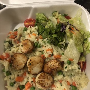 Cowesett Inn - Scallops and lemon risotto - Italian Near Me - West Warwick, Rhode Island Cowesett Inn - Scallops and lemon risotto - Italian Near Me - West Warwick, Rhode Island