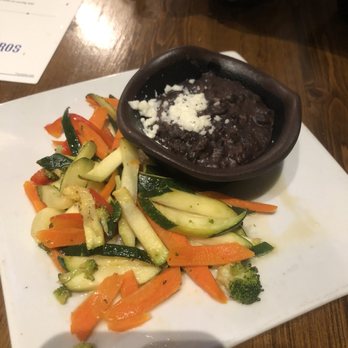 Los Sombreros - Side of Beans and Veggies - Mexican Near Me - Mesa, Arizona