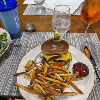 Seventy Six - New American Near Me - Holland, Michigan