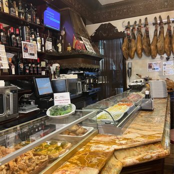 Casa Alberto - Spanish Near Me - Madrid, M