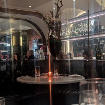 Swift & Sons Steakhouse - American Near Me - Chicago, Illinois