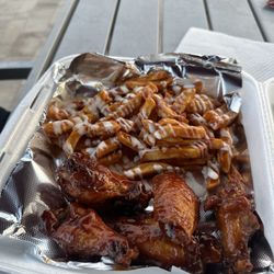 Houanas Best Bites - House Wings