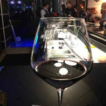 Bubbles - Wine Bars Near Me - Chicago, Illinois