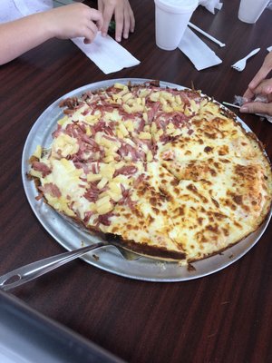 Star Chiguas Pizza Cubana by null