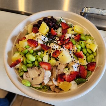 Freshii - Custom Bowl - Salad Near Me - Kingston, Ontario Freshii - Custom Bowl - Salad Near Me - Kingston, Ontario