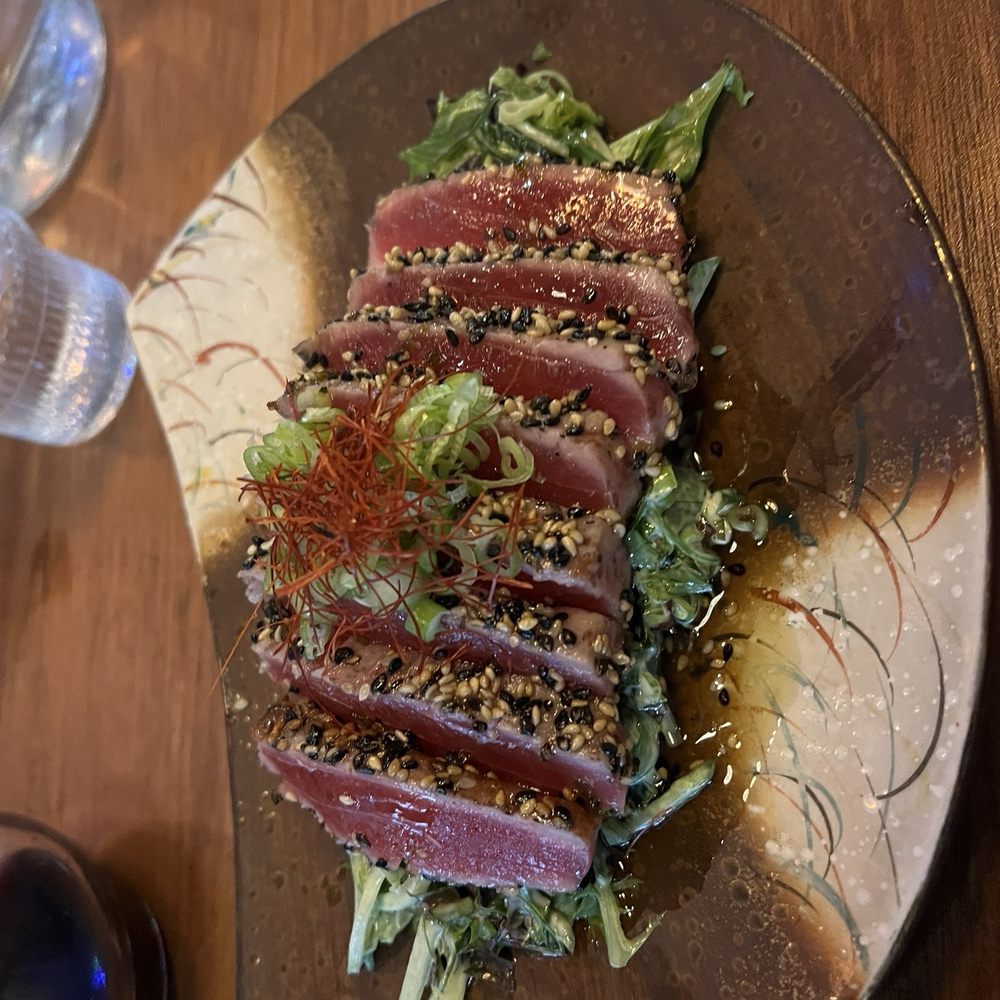 Block Kitchen + Bar - Ahi tuna - Sandwiches Near Me - Banff, Alberta