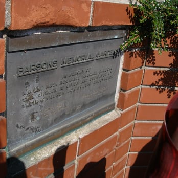 Parsons Gardens - Plaque at entrance of park. - Parks Near Me - Seattle, Washington