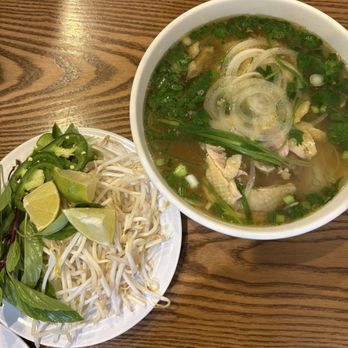 Pho Hoang - Chicken pho good broth too - Vietnamese Near Me - Brentwood, Tennessee Pho Hoang - Chicken pho good broth too - Vietnamese Near Me - Brentwood, Tennessee