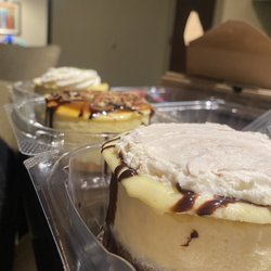 Semper Pie - This is what the size of the cheesecakes look like!