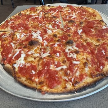 De Lorenzo's Tomato Pies - Pizza Near Me - Robbinsville, New Jersey