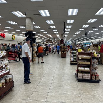 Buc-ee’s - It is an amazingly large place - Gas Stations Near Me - Florence, South Carolina Buc-ee’s - It is an amazingly large place - Gas Stations Near Me - Florence, South Carolina